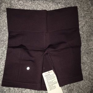 BNWT Lululemon Sculpt Short size 8